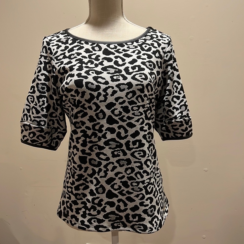 Marc New York Leopard Animal PrintKnit Top Leather Trim Size: M